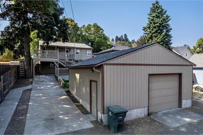 417 E 13th St, The Dalles, OR 97058 - Photo 15