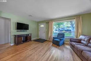 417 E 13th St, The Dalles, OR 97058 - Photo 43