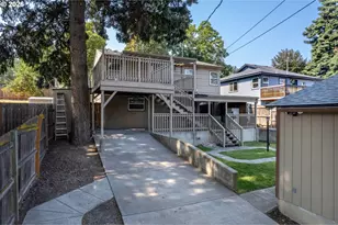417 E 13th St, The Dalles, OR 97058 - Photo 5
