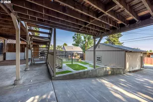 417 E 13th St, The Dalles, OR 97058 - Photo 13
