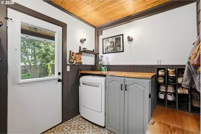 1216 Jackson St, Oregon City, OR 97045 - Photo 27