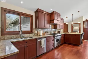 17907 Cardinal Dr, Lake Oswego, OR 97034 - Photo 21