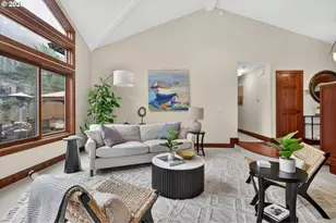 17907 Cardinal Dr, Lake Oswego, OR 97034 - Photo 9