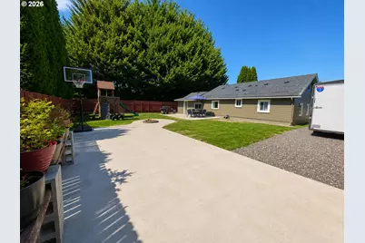 216 NE Clark Ave, Battle Ground, WA 98604 - Photo 5