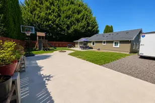 216 NE Clark Ave, Battle Ground, WA 98604 - Photo 5
