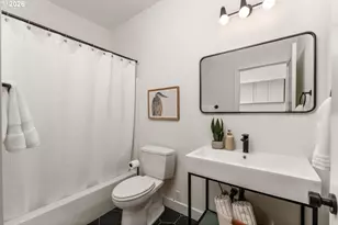 96 NW Maywood Dr, Portland, OR 97210 - Photo 35