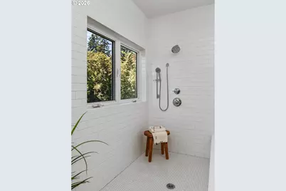 96 NW Maywood Dr, Portland, OR 97210 - Photo 29