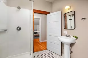 1923 SE 50th Ave, Portland, OR 97215 - Photo 31