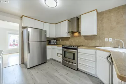 1270 Summer St NE, Salem, OR 97301 - Photo 13
