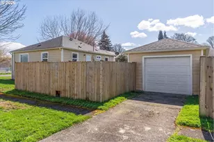 835 20th Ave, Longview, WA 98632 - Photo 33