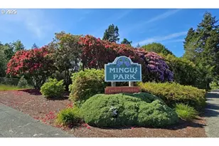 560 N 10th St, Coos Bay, OR 97420 - Photo 41