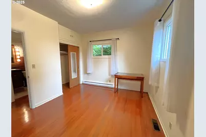 560 N 10th St, Coos Bay, OR 97420 - Photo 21