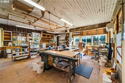 12955 Highway 101 N, Nehalem, OR 97131 - Photo 15