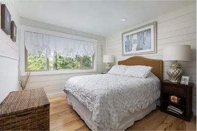 2086 NE Arrowhead Way, Lincoln City, OR 97367 - Photo 27