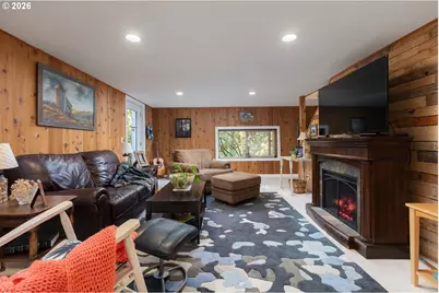 2086 NE Arrowhead Way, Lincoln City, OR 97367 - Photo 31