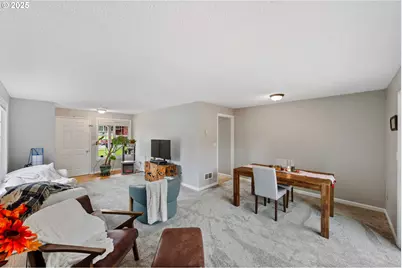 885 Oakway Dr, Coos Bay, OR 97420 - Photo 7