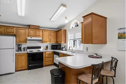 3355 N Delta Hwy #99, Eugene, OR 97408 - Photo 7
