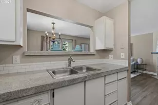 20920 Fawn Ct, West Linn, OR 97068 - Photo 9