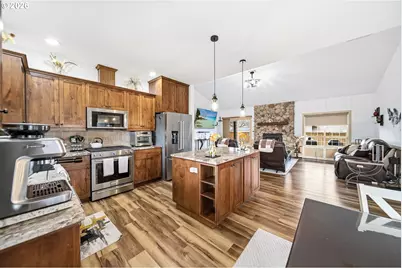 147 NW Saddlehorn Ct, Prineville, OR 97754 - Photo 13