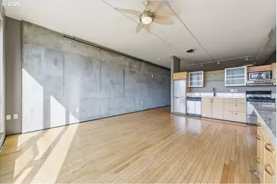 1410 NW Kearney St #814, Portland, OR 97209 - Photo 13