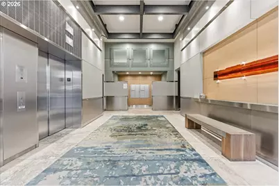 1410 NW Kearney St #814, Portland, OR 97209 - Photo 3