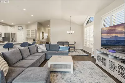 8433 Forest Ridge Loop, Redmond, OR 97756 - Photo 13