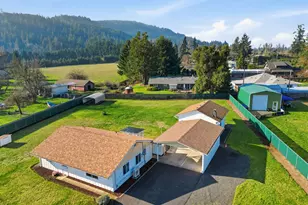 87856 Cedar Flat Rd, Springfield, OR 97478 - Photo 3