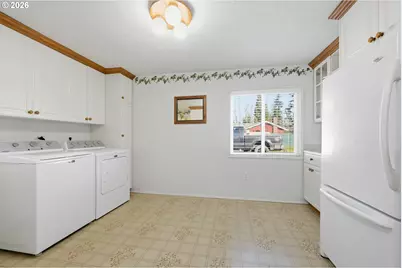 87856 Cedar Flat Rd, Springfield, OR 97478 - Photo 13