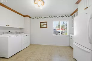 87856 Cedar Flat Rd, Springfield, OR 97478 - Photo 13