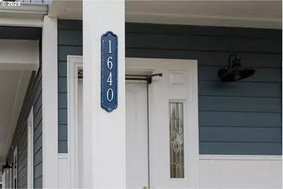 1640 17th St, Florence, OR 97439 - Photo 3