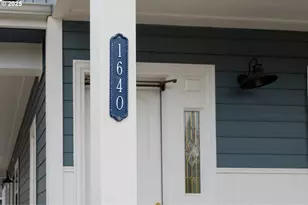 1640 17th St, Florence, OR 97439 - Photo 3