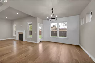 1004 S 46th St, Springfield, OR 97478 - Photo 23