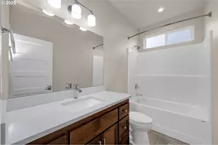 1004 S 46th St, Springfield, OR 97478 - Photo 13