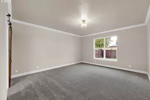 1004 S 46th St, Springfield, OR 97478 - Photo 25