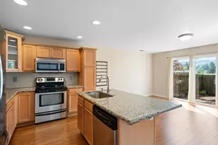 13422 SE Harold St, Portland, OR 97236 - Photo 9