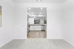 2253 NE Sheffield Ave, Hillsboro, OR 97006 - Photo 13