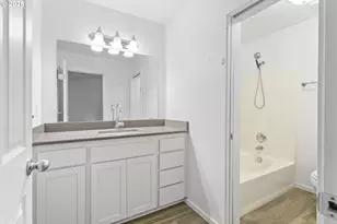 2253 NE Sheffield Ave, Hillsboro, OR 97006 - Photo 17