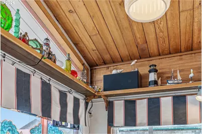 313 Pacific Ave, Long Beach, WA 98631 - Photo 23