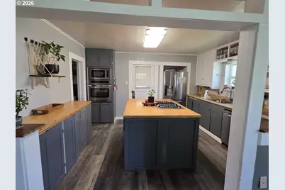 395 Center St, North Powder, OR 97867 - Photo 11