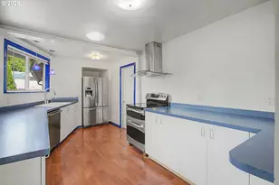 11625 NE Siskiyou St, Portland, OR 97220 - Photo 3