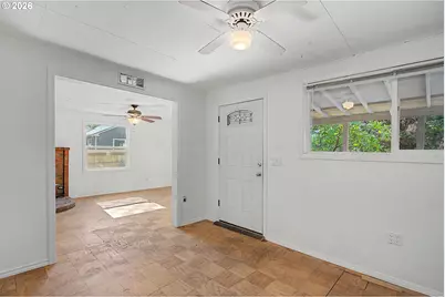 11625 NE Siskiyou St, Portland, OR 97220 - Photo 41