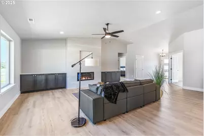 200 Tiber St, Boardman, OR 97818 - Photo 29