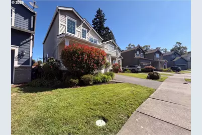 773 NW Forest Creek Dr, Hillsboro, OR 97124 - Photo 9
