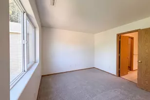 773 NW Forest Creek Dr, Hillsboro, OR 97124 - Photo 7