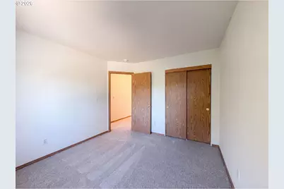 773 NW Forest Creek Dr, Hillsboro, OR 97124 - Photo 3