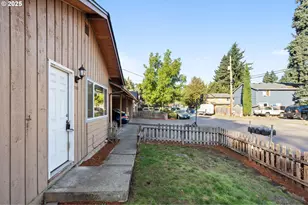 3313 E 17th St, Vancouver, WA 98660 - Photo 9