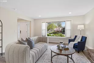 8685 SW Wilson Ln, Wilsonville, OR 97070 - Photo 9