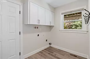 8685 SW Wilson Ln, Wilsonville, OR 97070 - Photo 23