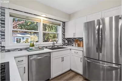 8685 SW Wilson Ln, Wilsonville, OR 97070 - Photo 17