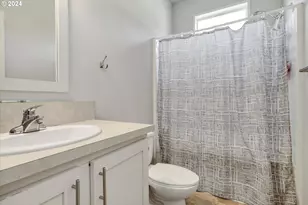 540 SW Liberty Bell Dr, Beaverton, OR 97006 - Photo 21